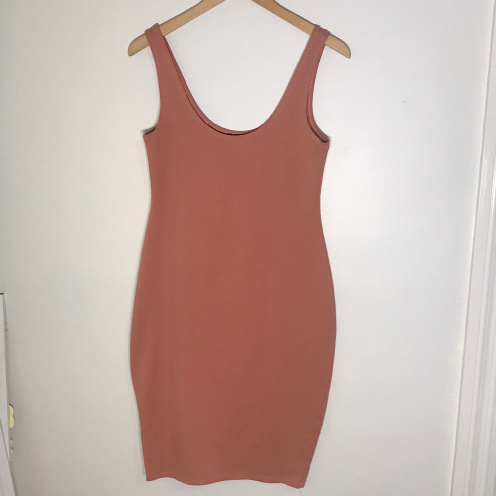 Coral Tank Stretch Dress Form Fitting